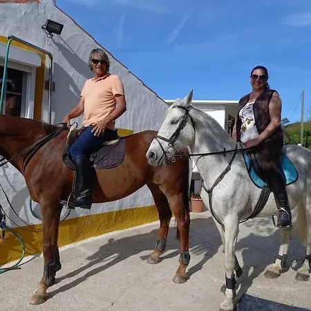 شاليه Casinha Da Lareira - Quintinha Dos Cavalos- أرودا دوس فينهوس