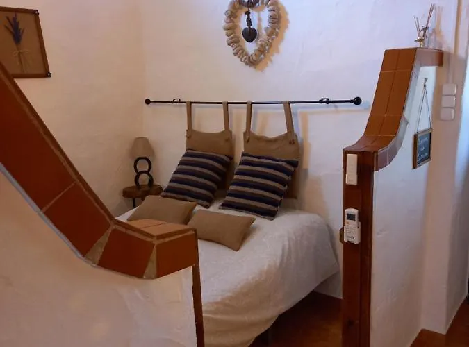 Chalet Casinha Da Lareira - Quintinha Dos Cavalos- Arruda dos Vinhos