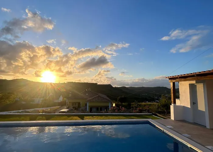 Chalet Casinha Da Lareira - Quintinha Dos Cavalos- Arruda dos Vinhos